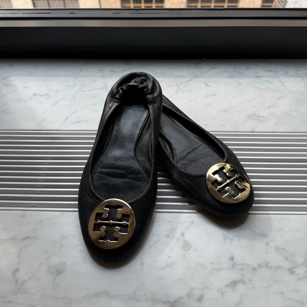 TORY BURCH Black Leather Flats with Gold Logo